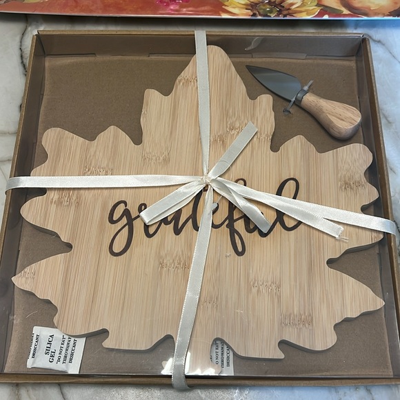 Fall/Thanksgiving Bundle: Charcuterie Board Set, Serving Tray, Ceramic Pumpkins - Picture 2 of 5